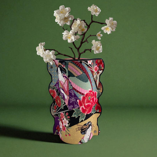 Vase avec toile de Kimono plaquée sur cuir