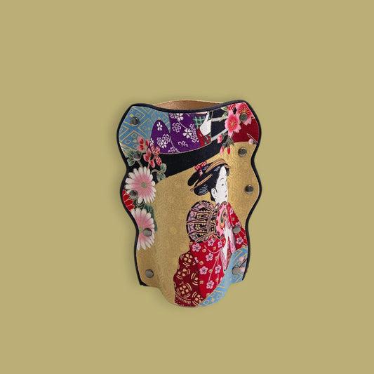 Modèle MINIETTO Vase avec toile kimono plaquée sur cuir